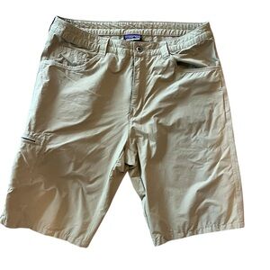 Patagonia 36W Tan Cargo Shorts